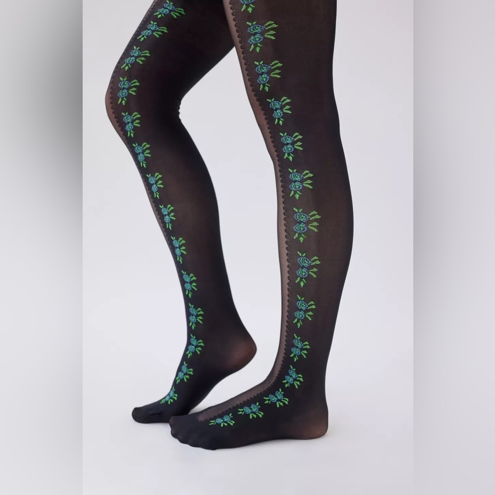 Urban Outfitters Astrid Floral Tights S/M NEW - Picture 4 of 4